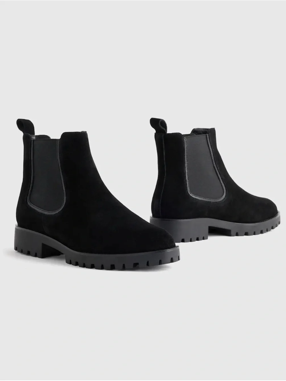 NWT Quince Black Suede Chelsea Lug Sole Ankle Boots - Women Size 10